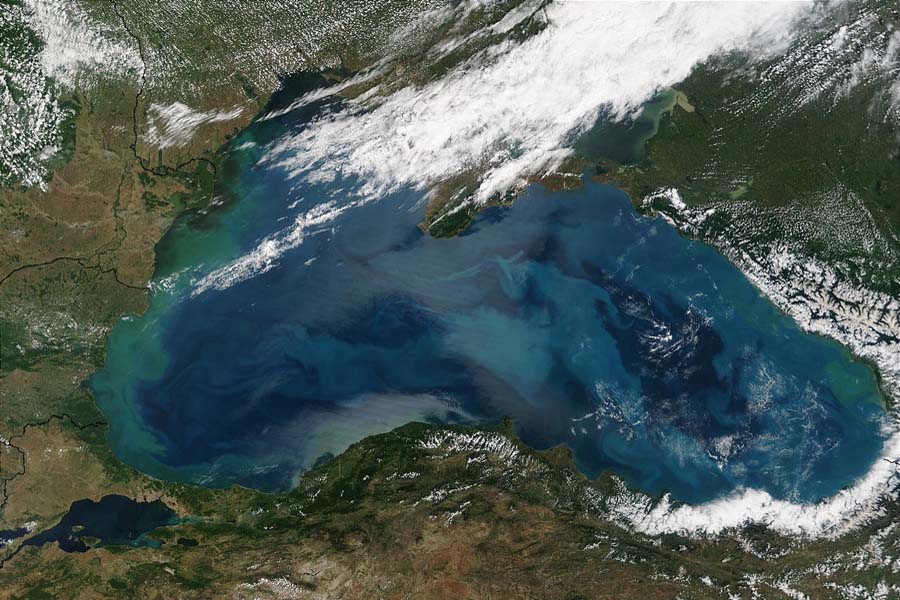 Черное море со спутника NASA Terra, с сайта rapidfire.sci.gsfc.nasa.gov